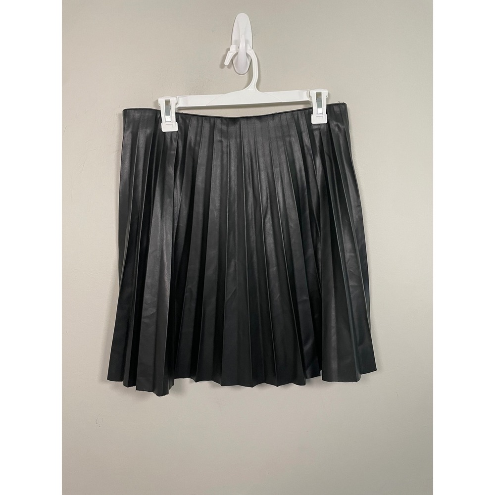 Rebecca Minkoff Faux Leather Pleated Mini Skirt Black Size Large Preppy Academia